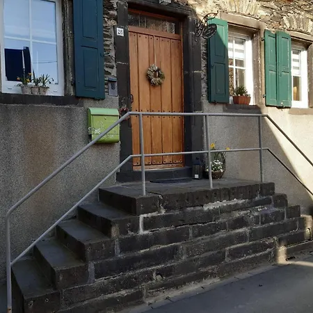 Anno1880 Apartman *
